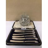 CASED SET OF SIX HALLMARKED SILVER PISTOL HANDLED TEA KNIVES, WITH A HALLMARKED SILVER MOUNTED CUT