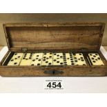 BOXED SET OF BONE AND EBONY DOMINOS