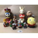 MIXED COLLECTION OF VINTAGE WOODEN AND CERAMIC FIGURES/DOLLS AND MONEY BOXES INCLUDING ELLGREAVE