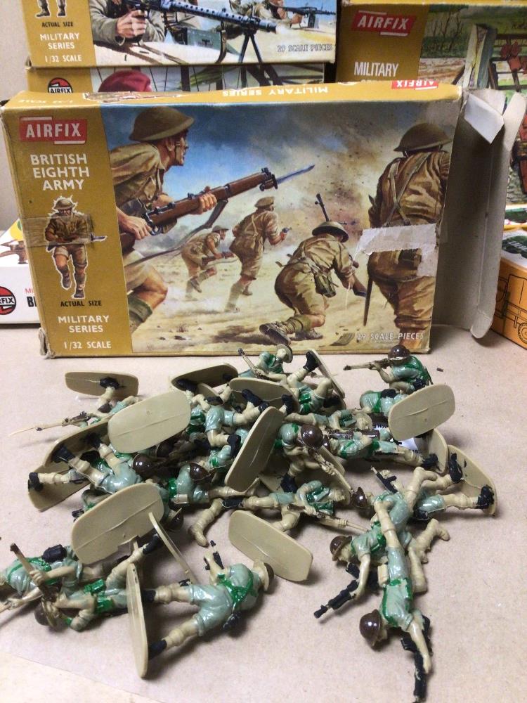 EXTENSIVE BOXED COLLECTION OF AIRFIX MILITARY SERIES SCALE MODEL KITS, CONTENTS UNCHECKED - Image 4 of 4
