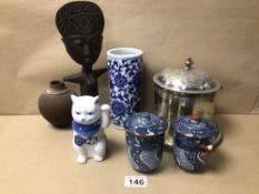 A MIXED LOT OF COLLECTABLES INCLUDES BLUE AND WHITE JAPANESE PORCELAIN (MOST WITH CHARACTER MARKS TO