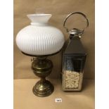 LARGE MIRRORED EFFECT CANDLE LANTERN, WITH CANDLE AND HANDLE, TOGETHER WITH LARGE BRASS OIL LAMP,