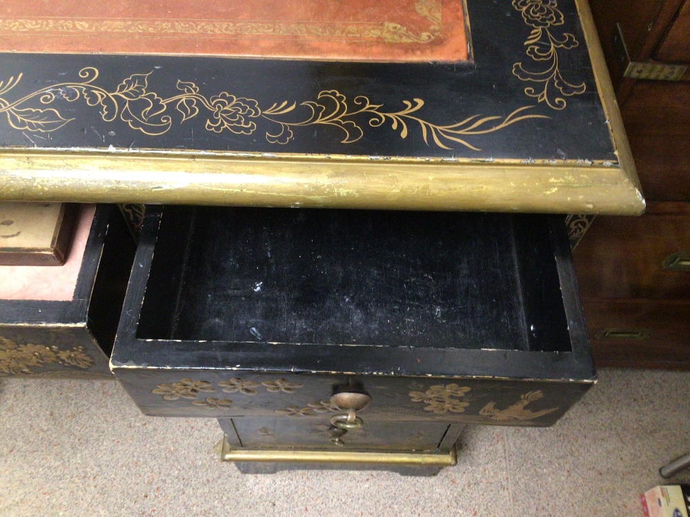 BLACK LACQUERED CHINOSIERE WRITING DESK - Image 4 of 9