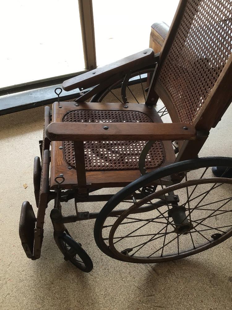 19TH CENTURY AMERICAN WHEELCHAIR - Image 10 of 10