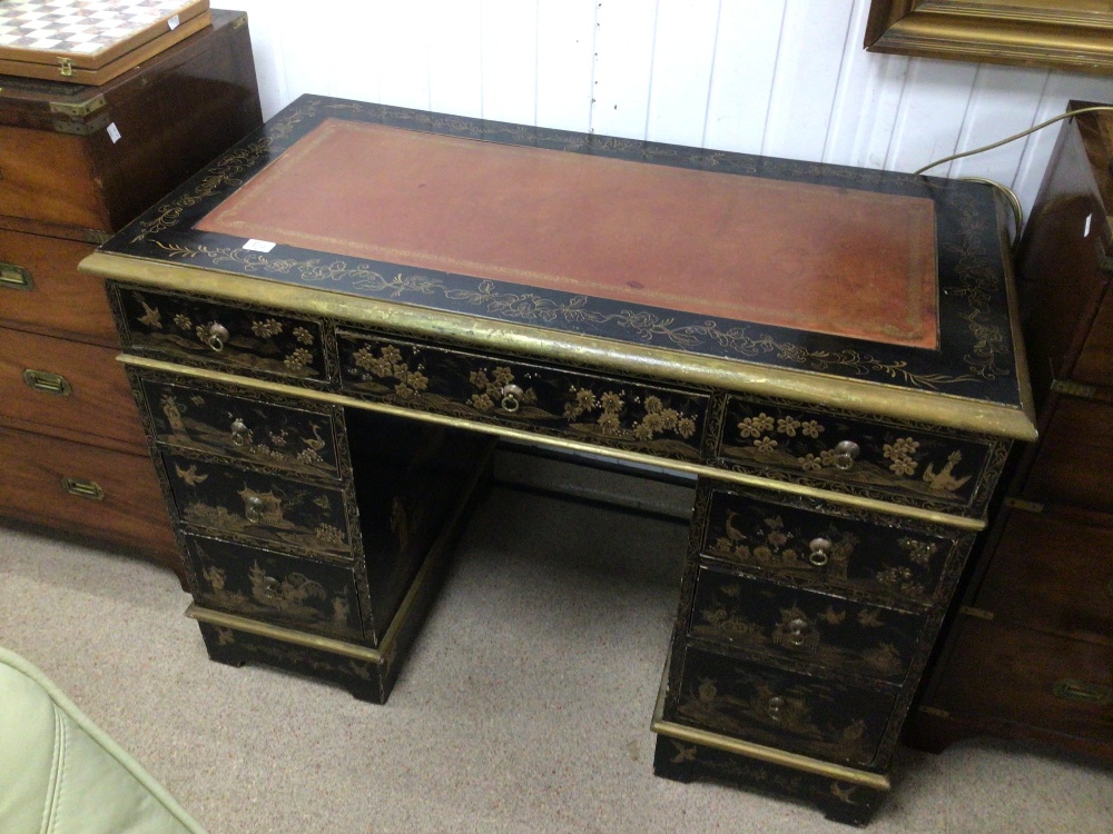BLACK LACQUERED CHINOSIERE WRITING DESK