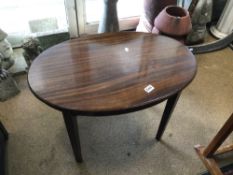 EDWARDIAN MAHOGANY OVAL TABLE 77 X 54 X 51CM