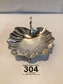 HALLMARKED SILVER SHELL SHAPED BONBON DISH WITH SCROLL HANDLE BY MAPPIN AND WEBB, 11CM, 76GRAMS