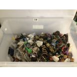 LARGE QUANTITY OF COSTUME JEWELLERY INCLUDES VINTAGE