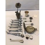 MIXED QUANTITY OF SILVER/WHITE METAL ITEMS, POCKET WATCH KNIVES REST, HAT PINS AND MORE