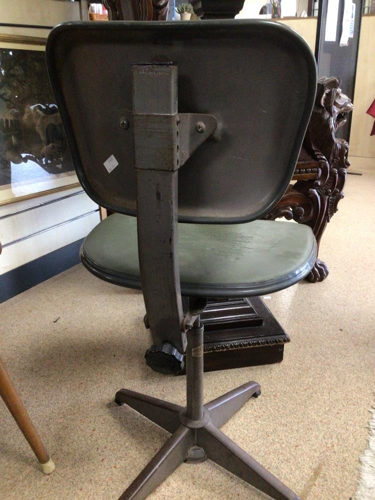 INDUSTRIAL EVERTAUT SWIVEL CHAIR - Image 2 of 2