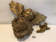 THREE GILDED WALL MOUNTED CHERUBS, THE LARGEST 36 X 20CM