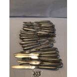 SET OF TWELVE GEORGE III SCOTTISH SILVER DESSERT KNIVES AND FORKS, TOTAL WEIGHT 810 GRAMS