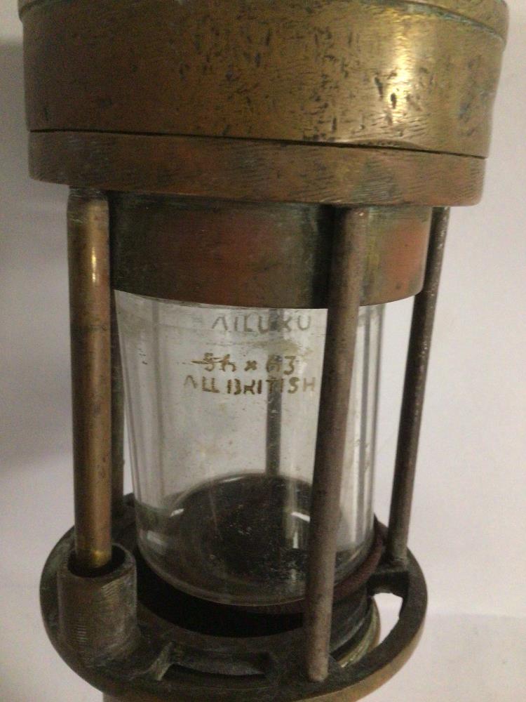 VINTAGE MINERS LAMP - Image 2 of 2