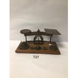 VINTAGE SET OF BRASS POSTAL SCALES ON WOODEN BASE WITH WEIGHTS