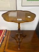 A VINTAGE WINE TABLE BY BRANT USA 51 X 34CM