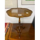 A VINTAGE WINE TABLE BY BRANT USA 51 X 34CM