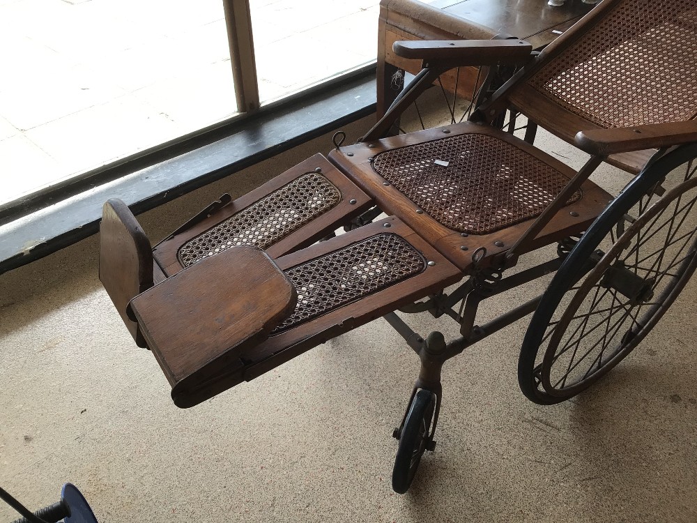 19TH CENTURY AMERICAN WHEELCHAIR - Image 2 of 10