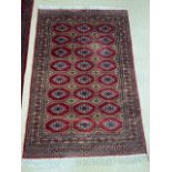 VINTAGE PAKISTANI WOOL RUG, 122 X 183CM