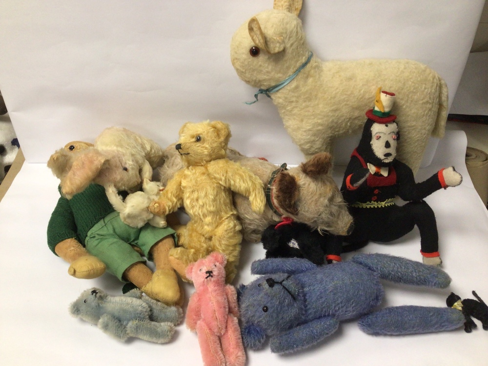 MIXED VINTAGE AND ANTIQUE STUFFED TOYS