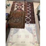QUANTITY OF VINTAGE RUGS