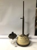 VINTAGE TILLEY LAMP ‘182 DAVISIL’ WITH ENAMELED BASE