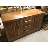 ART DECO 1930'S INGLESANT WOODEN SIDEBOARD WITH THREE MIDDLE DRAWERS, 139 X 51CM