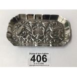 VICTORIAN HALLMARKED SILVER EMBOSSED (DECORATED WITH BIRDS AMONGST FOLIAGE) RECTANGULAR PIN TRAY,