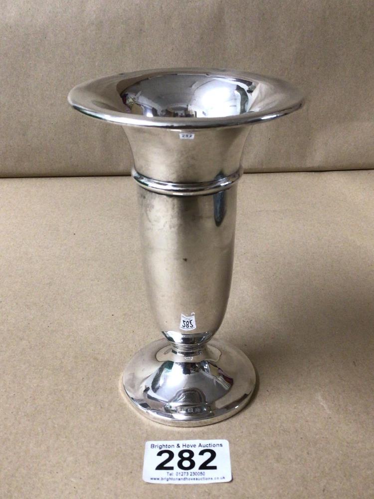 HALLMARKED SILVER CIRCULAR FLARED RIM VASE 15CM, 1912, TOTAL WEIGHT 124CM - Image 2 of 5