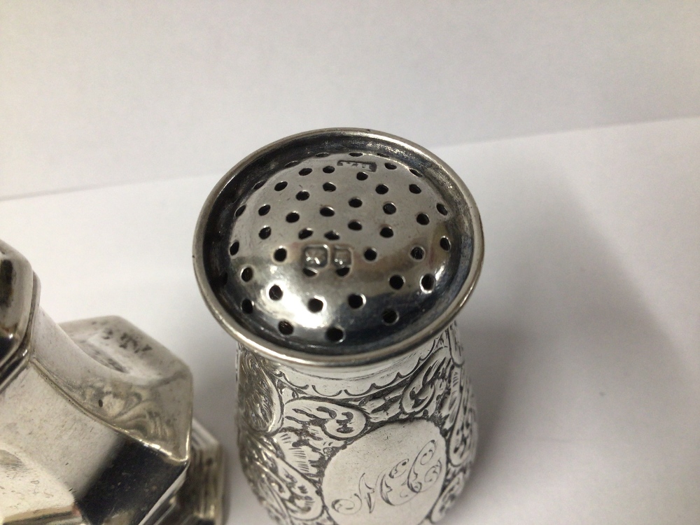 HALLMARKED SILVER OCTAGONAL BALUSTER PEPPER, 8CM WITH A HALLMARKED SILVER FOLIATE ENGRAVED PEPPER, - Image 3 of 4