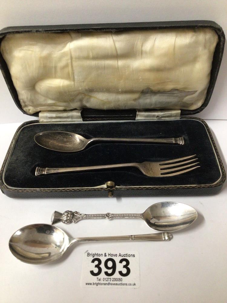 HALLMARKED SILVER CHRISTENING SPOON AND FORK (CASED) WITH TWO SILVER TEASPOONS, 1936 W AND CO LTD,