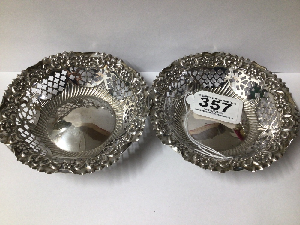 PAIR OF VICTORIAN HALLMARKED SILVER PIERCED AND EMBOSSED CIRCULAR BONBON DISHES, 11CM, CHESTER