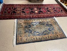 VINTAGE RUG AND VINTAGE RUNNER, LARGEST BEING APPROX 290CM X 105CM