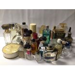 MIXED VINTAGE PERFUME BOTTLES SOME WITH CONTENTS, CLINIQUE ARAMIS, DALI-RAY AND MORE