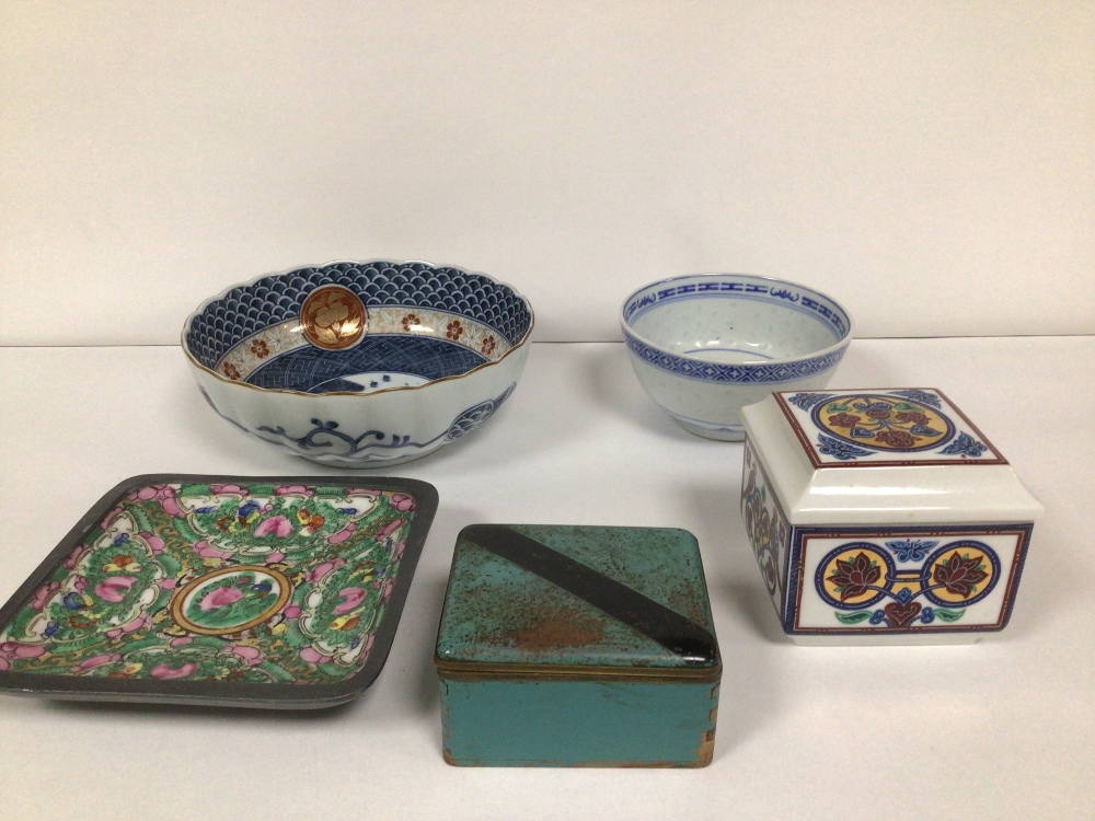 MIXED PIECES OF ORIENTAL ITEMS AND MORE, PORCELAIN, WOOD, AND METAL BOX