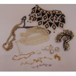 A quantity of costume jewellery to include necklaces and rings