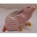 A Herend fishnet rabbit figurine, 10cm (h)