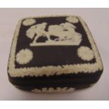 Wedgwood black basalt Jasperware dressing table box with pull off cover, 5 x 10 x 10cm