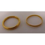Two 22ct yellow gold wedding bands, approx total weight, 4.8g