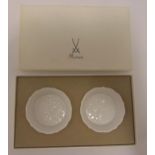 A pair of Meissen bonbon dishes in original packaging with COA, 8cm (d)