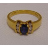 18ct yellow gold sapphire and diamond dress ring, approx total weight 3.9g