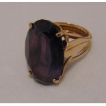 9ct yellow gold and amethyst ring approx total weight 12.7g