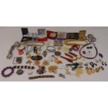 A quantity of costume jewellery to include necklaces, rings, pendants and wristwatches