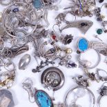 A large box of assorted silver jewellery, 10.6oz gross