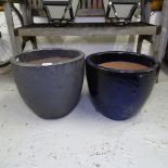 2 glazed terracotta garden pots
