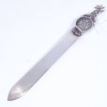 A Maltese silver paper knife with coin-inset terminal, overall length 22.5cm, 1.8oz