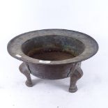 A large brass jardiniere, diameter 38cm