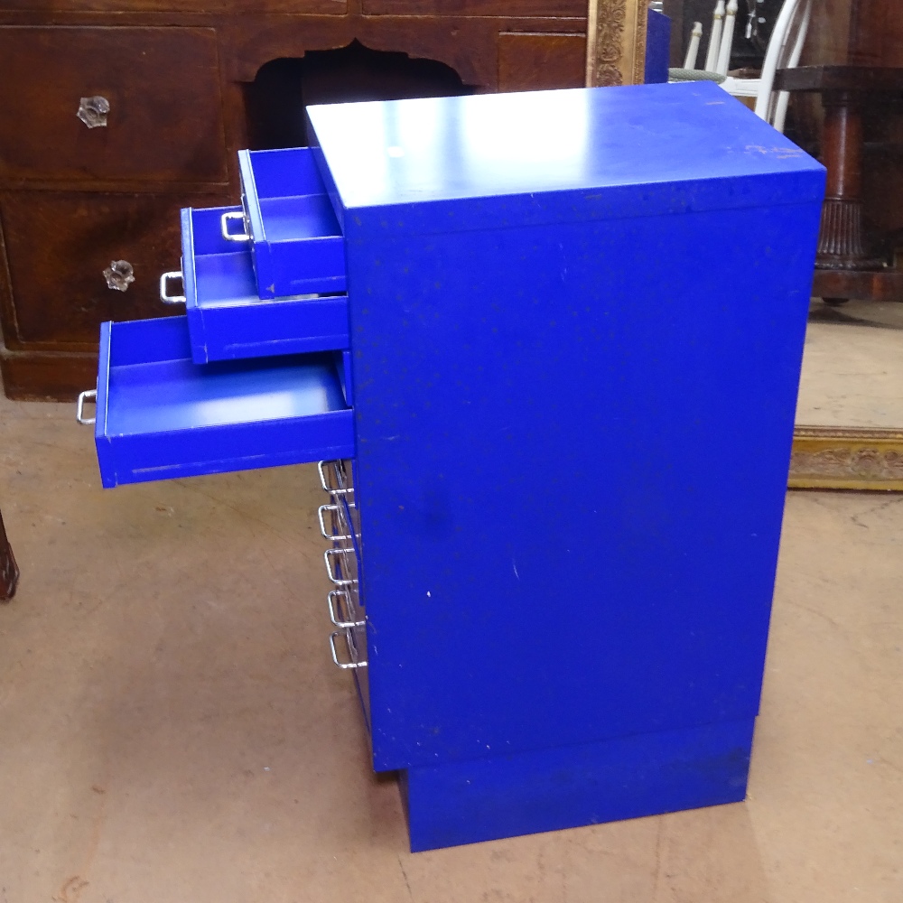 A blue metal 10-drawer filing cabinet, W28cm, H71cm - Image 2 of 2