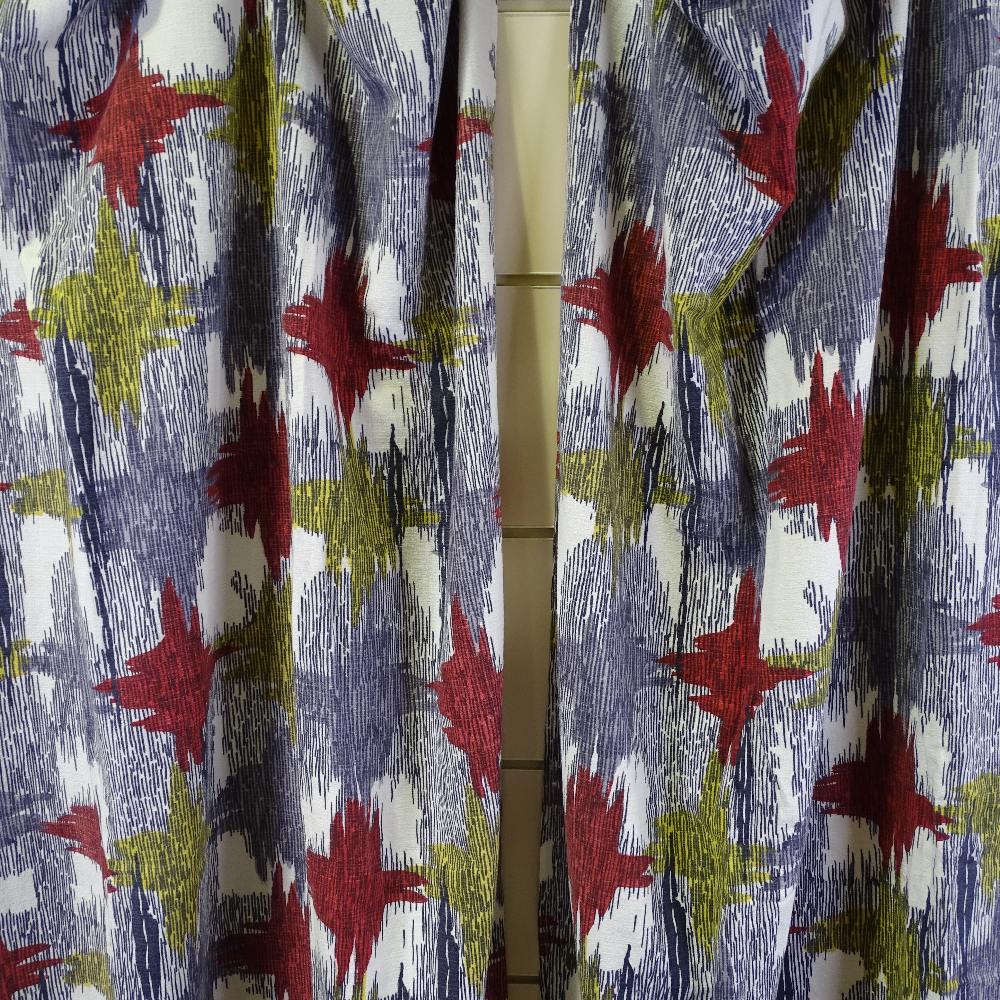 A pair of mid-century barkcloth curtains, with abstract design, 161cm x 110cm. Webbing for curtain - Image 3 of 4