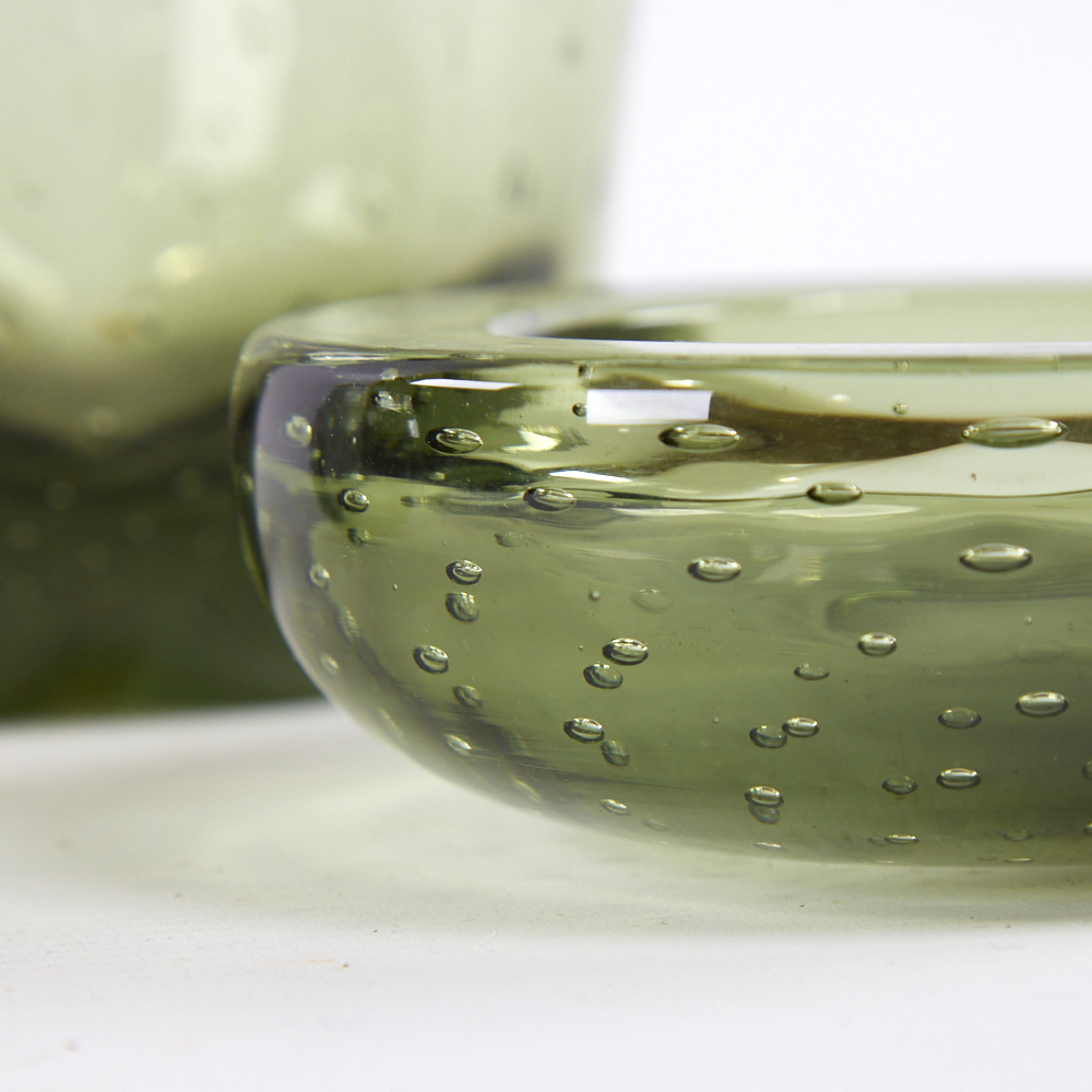 WILLIAM WILSON FOR WHITEFRIARS, a sea green, controlled bubble vase, and 4 other bubble glass - Image 4 of 4