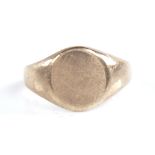 A late 20th century 9ct gold signet ring, setting height 10.6mm, size I, 4g Good original condition,